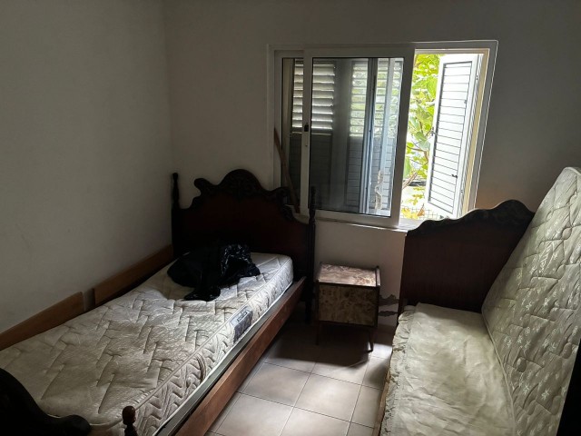 Girne Merkez'de Satılık 2+1 Daire - Geniş ve Konforlu Yaşam Alanı!