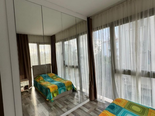 Girne merkezde satılık 2+1 daire