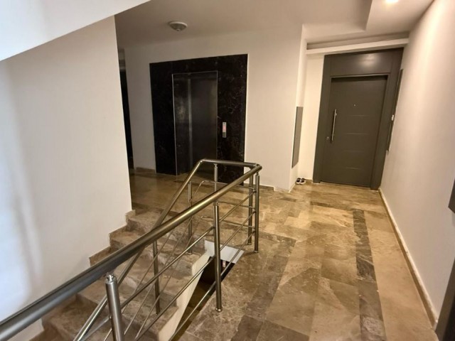 Girne merkez'de satılık 2+1 sıfır daire