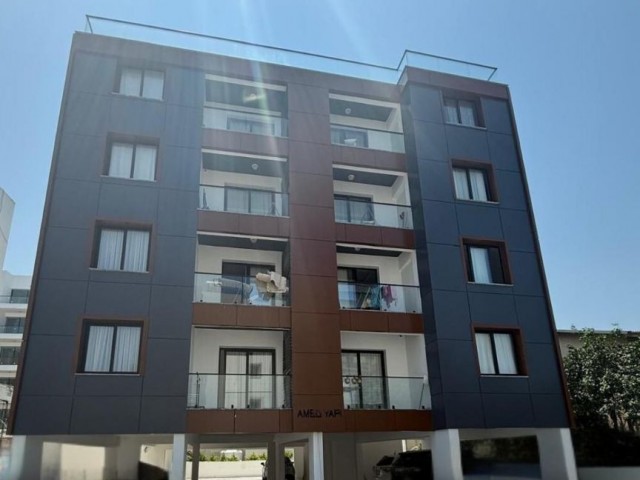 Girne merkezde satılık 2+1 daire