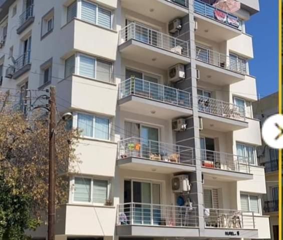 Girne Merkezde satılık 2+1 daire