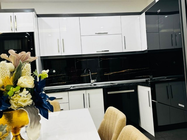 Girne Alsancak Satılık Ful Eşyalı 2+1 Daire