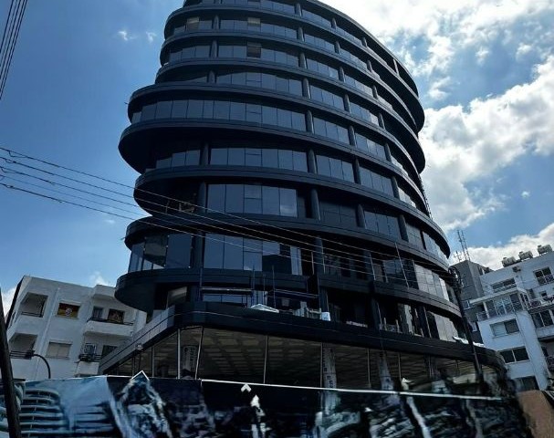 Girne merkezde lüks Business center