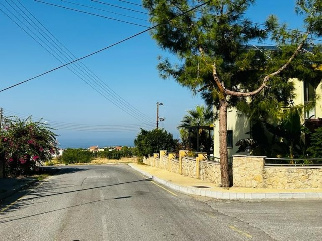 Dağ ve deniz manzralı özel havuzlu villa