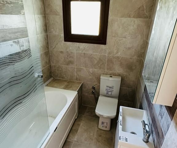 Dağ ve deniz manzralı özel havuzlu villa