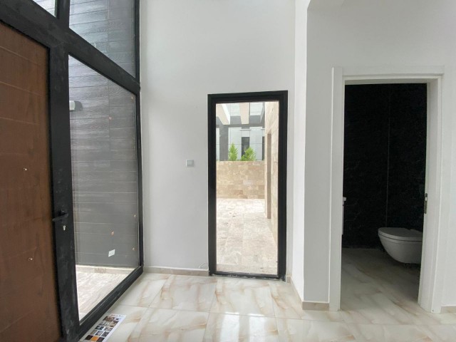 Deniz manzaralı satılık 4+1 villa
