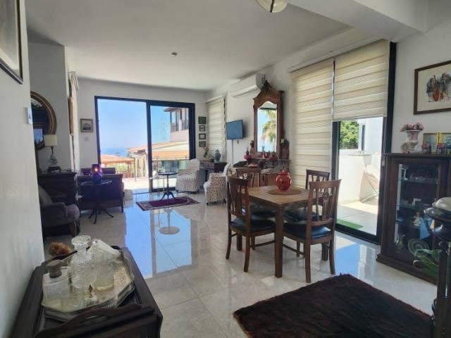Girne Çatalköy‘de satılık 3 + 1 villa