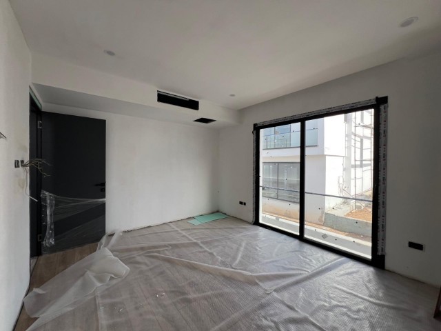 Satılık 4 +1 lüks villa. Çatalköy, Girne