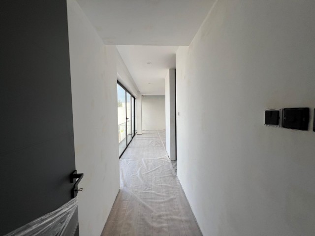 Satılık 4 +1 lüks villa. Çatalköy, Girne
