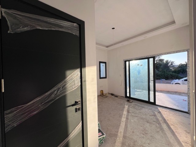 Satılık 3+1 villa, özel havuzlu. Çatalköy, Kyrenia. Türk koçan