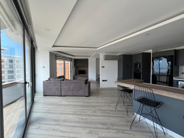Satılık 2+1 lüx penthouse. Girne merkez
