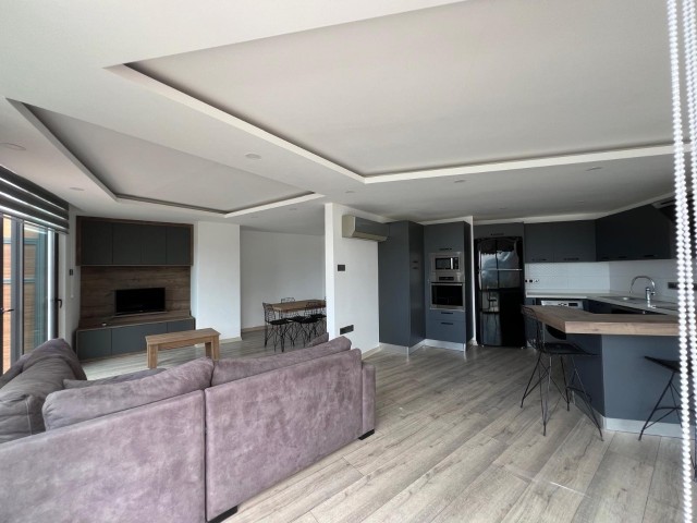 Satılık 2+1 lüx penthouse. Girne merkez