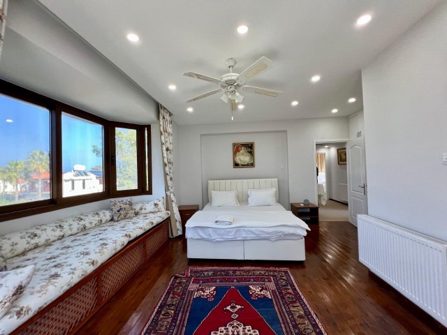 Kiralık lüx 4+1 villa, Bellapais, Girne