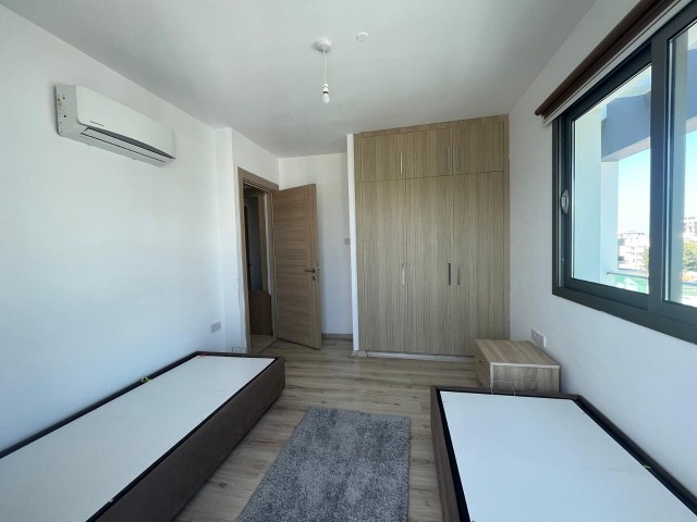 Girne merkezde satılık yeni 2+1 ful eşyalı daire