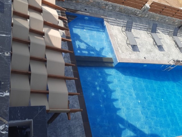Günlük kiralık 3+1 yeni özel havuzlu villa, Alsancak, Girne