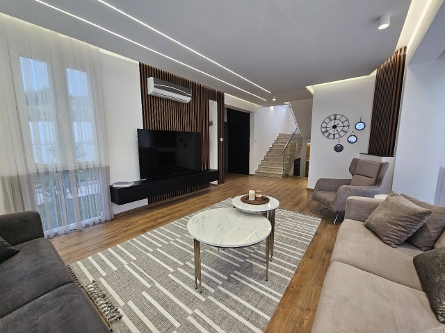 3+1 Satılık Villa - Yeşiltepe, Girne, Kuzey Kıbrıs