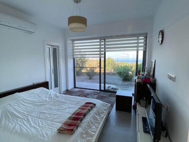 3+1 Kiralık Villa Dağ ve Deniz Manzaralı Esentepe,Girne