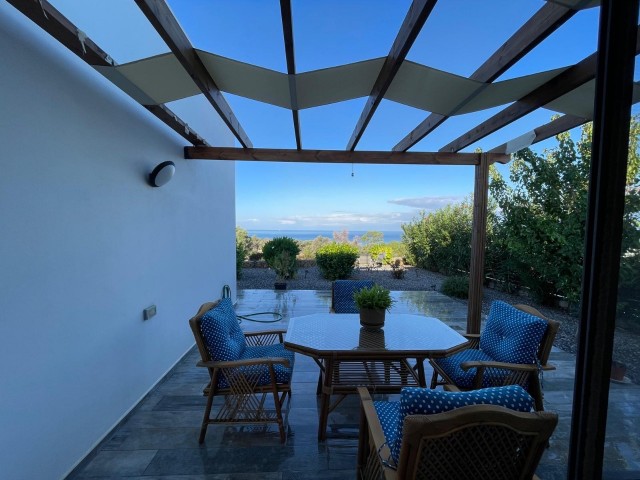 3+1 Kiralık Villa Dağ ve Deniz Manzaralı Esentepe,Girne