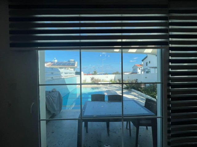 Alsancak bölgesinde 3+1 satılık villa
