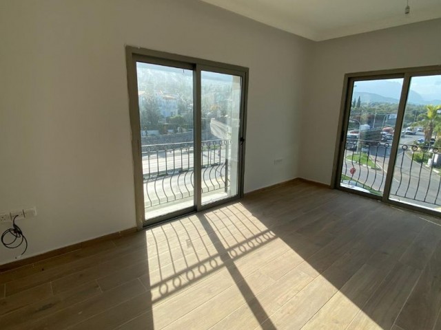 Girne merkezde 1+1 satılık daire