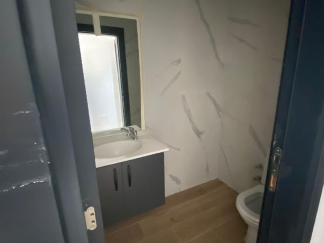 Girne merkezde 1+1 satılık daire