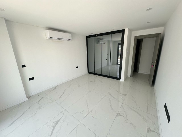 Girne merkezde sıfır lüks satılık daire