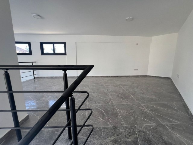 Girne Alsancak Kiralık 70m2 Sendeli Dükkan