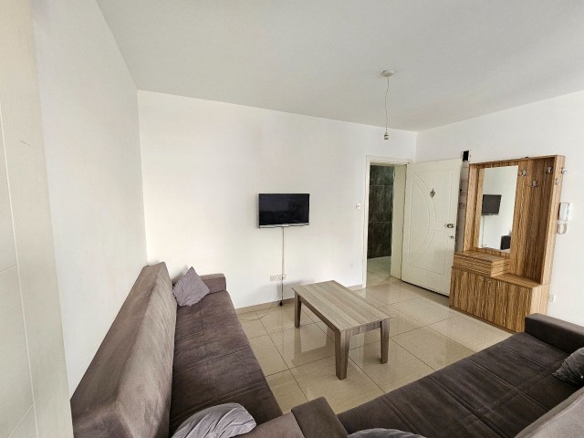Girne Merkez Kiralık 2+1 Eşyalı Daire