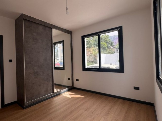 LAPTADA SİTE İÇERİSİNDE 2+1 SATILIK DAİRE
