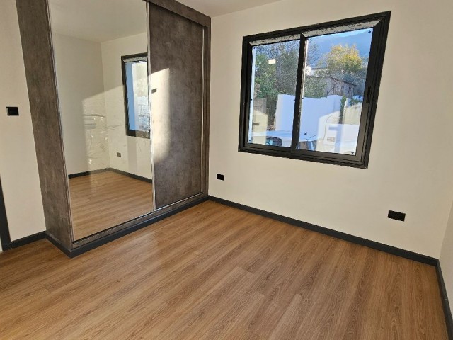 SATILIK BAHÇELİ SIFIR DAİRE