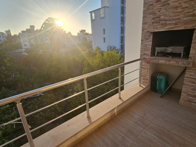SATILIK 2+1 GİRNE MERKEZ