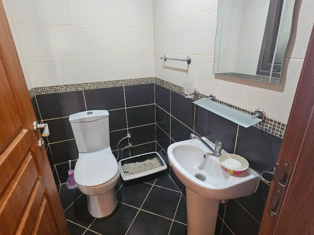 SATILIK 2+1 GİRNE MERKEZ
