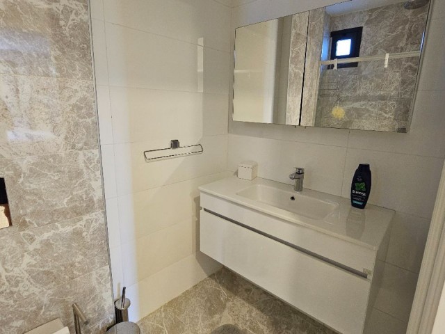 KİRALIK 4+1 ULTRALUX ÖZEL YÜZME HAVUZU DAİRE