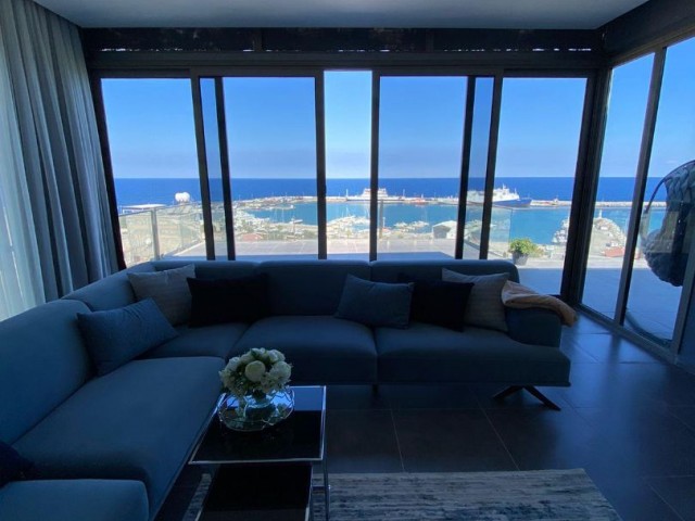 Girne Merkez'de Satılık Full Lüks Eşyalı 3+1 Penthouse