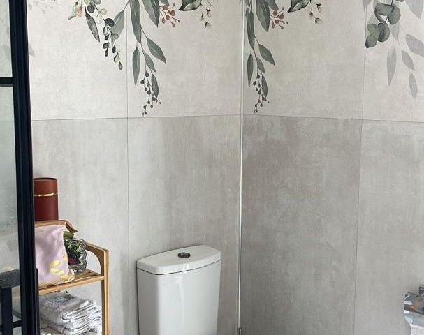 Girne Merkez'de Satılık 2+1 Full Deniz Manzaralı Daire