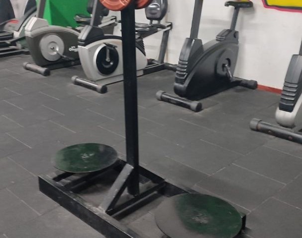 Girne'de Devren Kiralık Spor Salonu