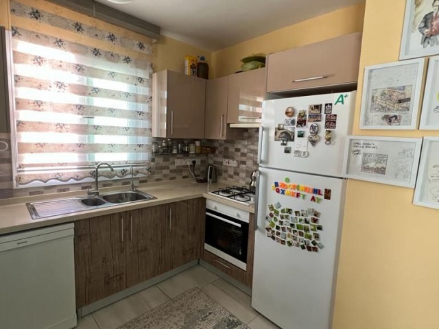 Gırne Merkezde Satılık 2+1 Daıre