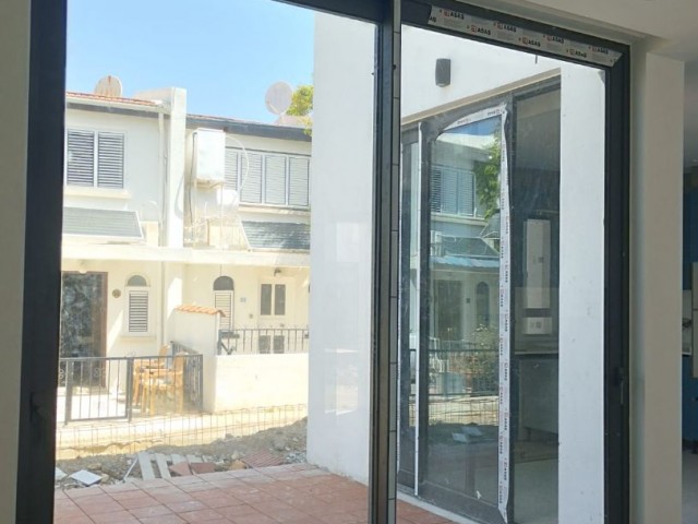 Gırne Alsancak Merıt Oteller Bogesınde 10 Yıl Vade Satılık Ikız Vılla
