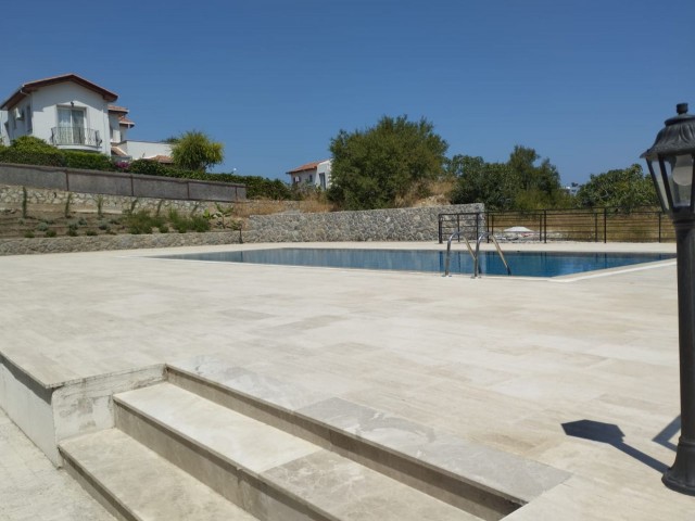 GIRNE ALSANCAKTA SATILIK SIFIR 2+1 DAIRELER