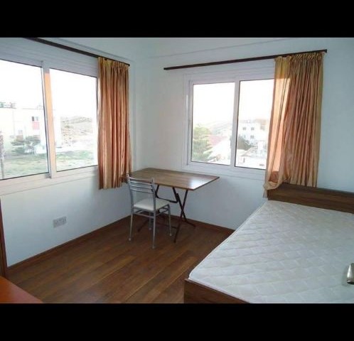 GÖNYELİ'DE KİRALIK 2+1 DAİRE
