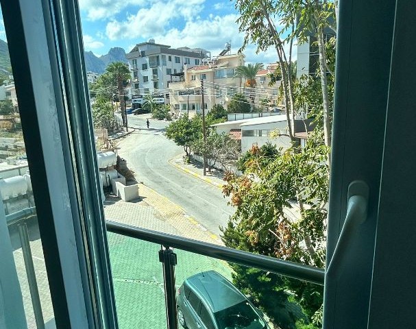 Girne Merkez'de satılık 2+1 daire - Fotoğraf 3