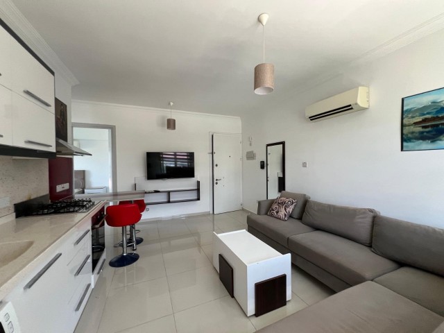 Girne merkezde kiralık 1+1 daire 