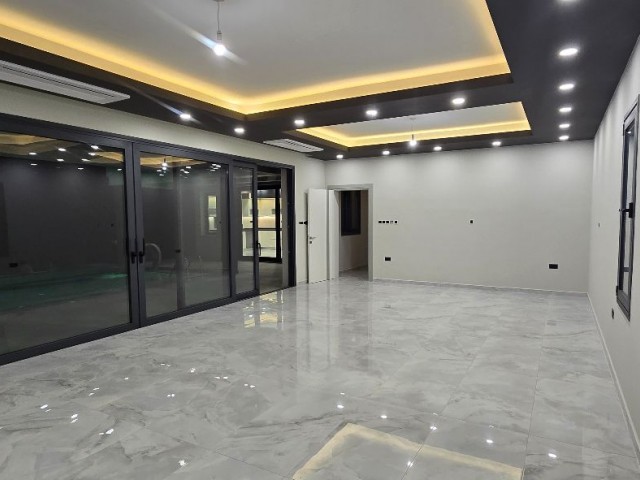 Türk Koçanlı 4+1 Müstakil Villa Girne Edermit 