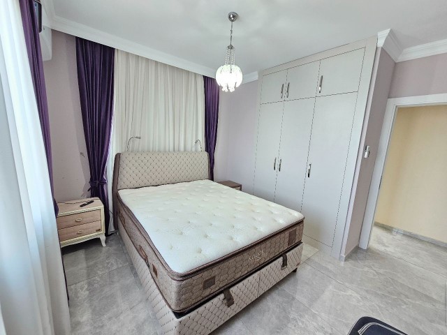 Girne Karaoğlanoğlu Atoll Park Satılık 3+1 Geniş Daire / Çatı Terası / Ortak Havuz