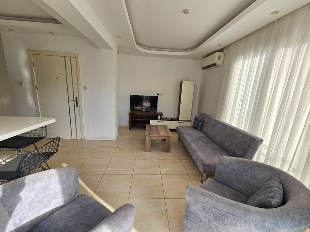Girne Nusmar Bölgesinde Satılık 2+1 Eşyalı Daire 