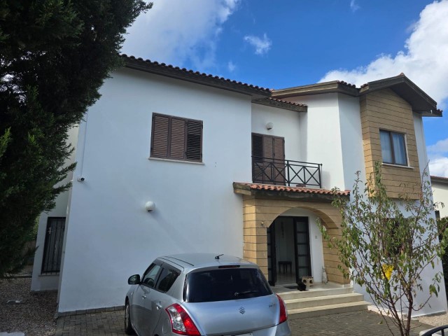 Girne, Lapta bölgesinde satılık 3+1 villa - Fotoğraf 3