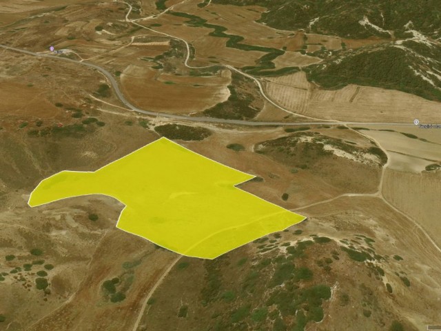 Avtepe/ Kuruova Ana Yolu Üzerinde ve Anayola Temaslı Su Hattı Hemen Yanın da ve Elektirk 300 Metre Yakınlıkda Satılık 23 Dönüm Eşdeğer Koçankı Arazi Dönüm Fiyatı 6,000 GBP Adem Akın 05338314949 - Fotoğraf 4