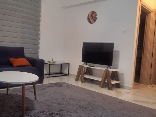 NOT :FİYATI 110,000 GBP İSKELE LONG BEACH DA FULL EŞYALI 3, KAT DA SATILIK 2+1 DAİRA ADEM AKIN 05338314949