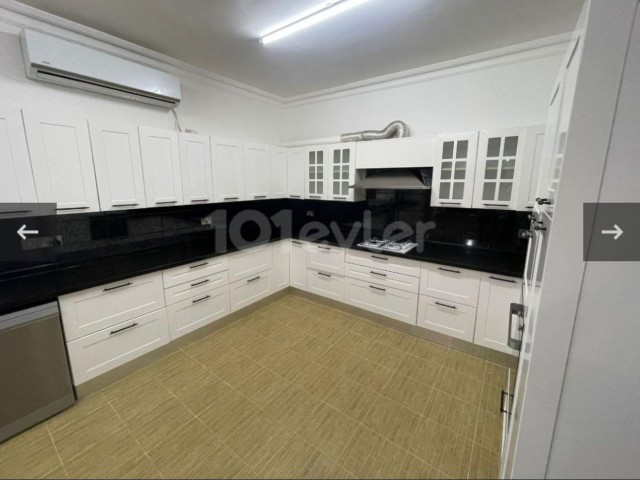 NOT: FİYAT DÜŞTÜ : 600,000 GBP : YENİBOĞAZİÇİ SALAMİS OTAL KARŞISI ÜLTRA SÜPER LÜX  WİLLA JENENETOR  BARBÜKÜ OTOMOTİK ISI YALITIMI KAPALI GARAJ FULL EŞYALI SATILIK WİLLA ADEM AKIN  05338314949