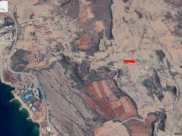İskele Pamukluda Denize Araç İle Sadece 5 Dakikalı K Mesafede Olan ve Ana Yola Sıfır 200 Metre Cephesi Olan Elektirik ve Suyu İçin de Olan Satılık 9 Dönüm Arazimiz Dönüm Fiyatı 60,000 Gbpadem Akın 05338314949 - Fotoğraf 1
